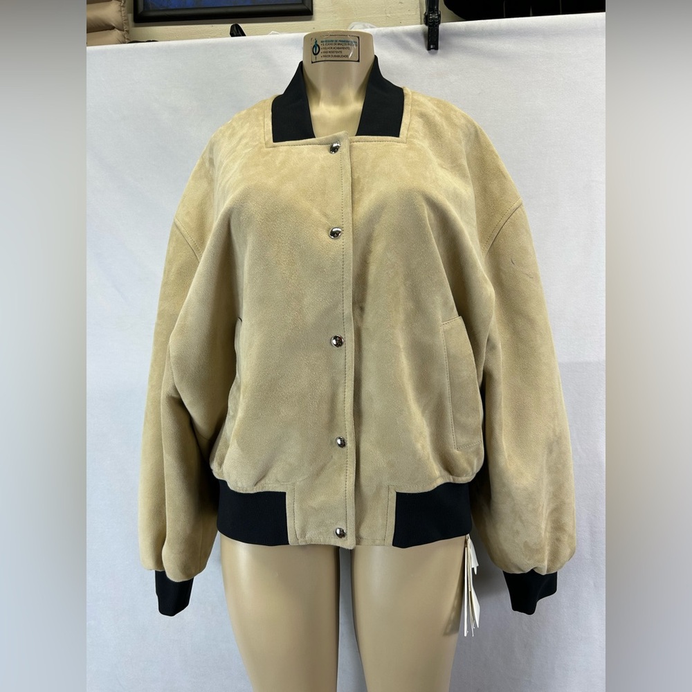 KHAITE
Spence Suede Bomber Jacket In Beige